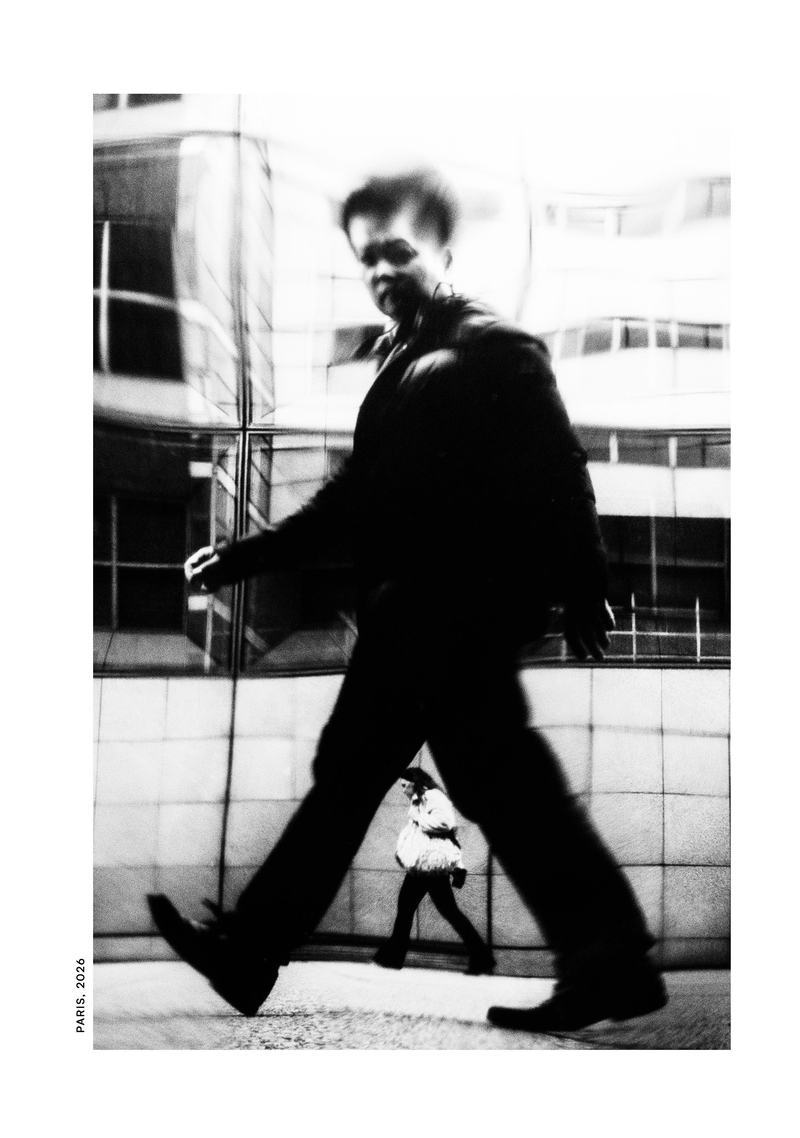 THROUGH-LEGS-WASSERKUNST-PARIS-2026